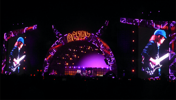 AC/DC shakes San Francisco all night long | REVIEW