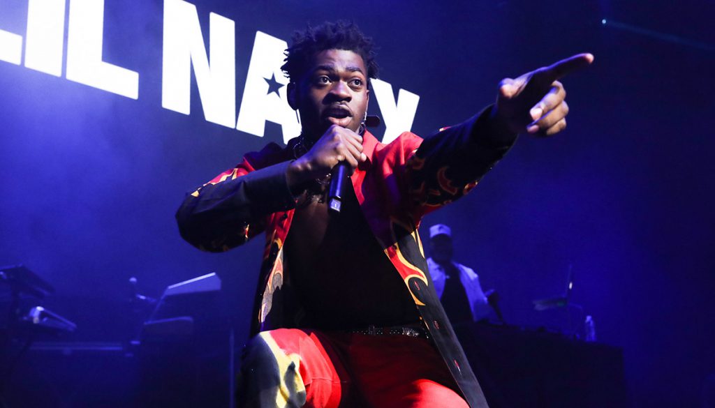 Lil Nas X makes a cameo, pop rules night at WiLD 94.9 Jingle Ball