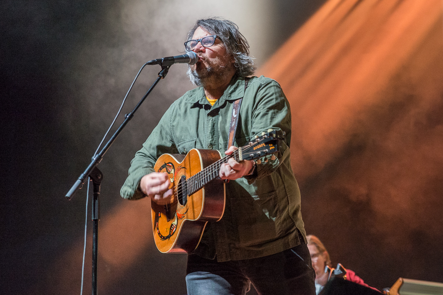 Wilco gets down to business at the Fox in Oakland | REVIEW