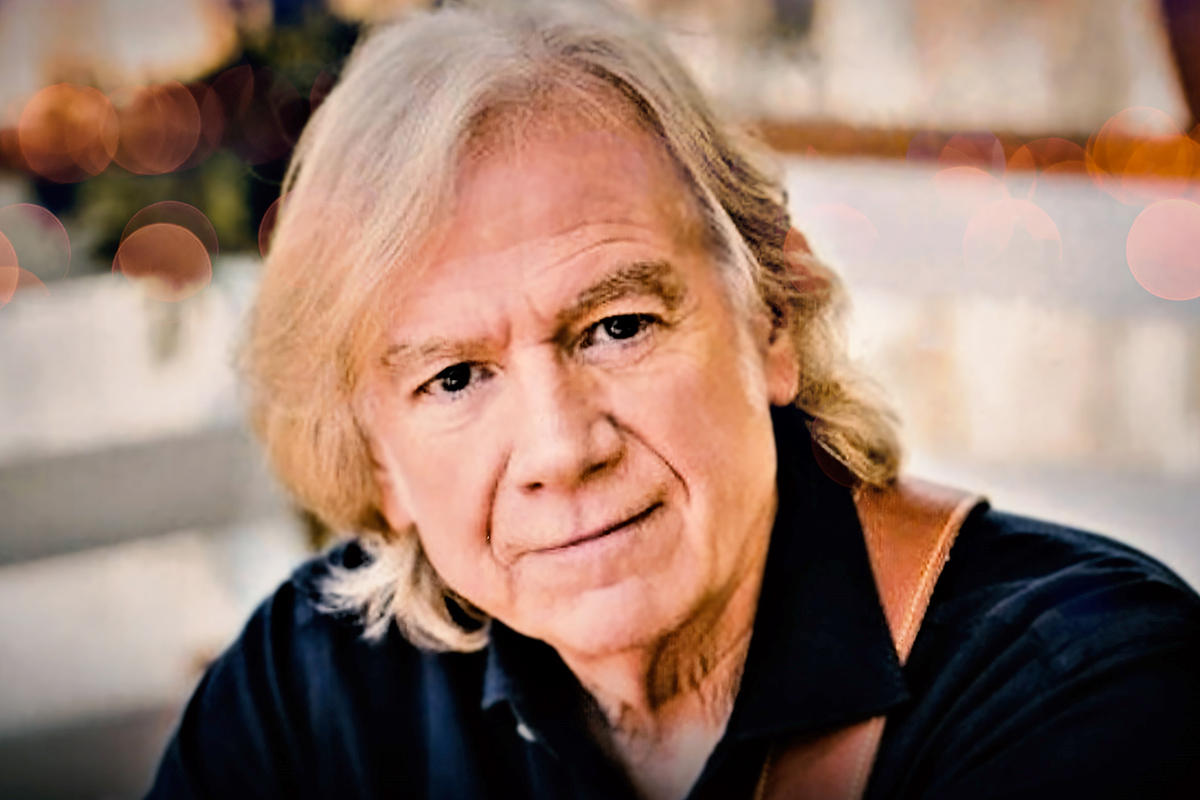 The Moody Blues' Justin Hayward finds his sound at lower volume | Interview