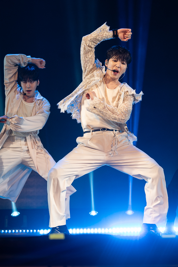 K-POP・アジア oneus theatre REVIEW: K-poppers ONEUS welcome spring in Oakland | RIFF
