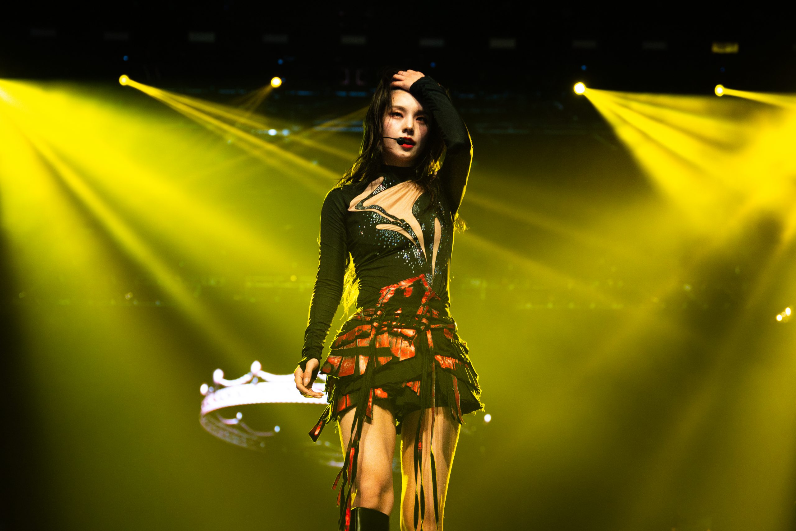 K-pop group ITZY cranks the rock to 11 in Oakland | REVIEW