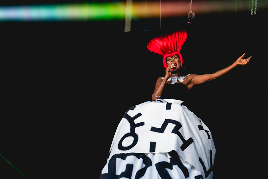 LD Grace Jones – State Of Grace GRACE JONES: slave to the rhythm / ladies and gentlemen ISLAND 7