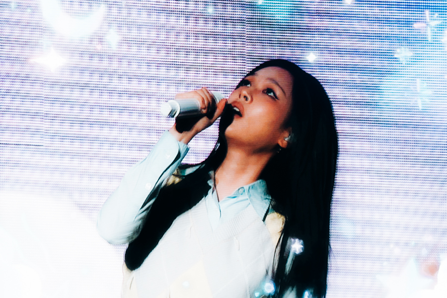 ミュージック BiBi Go Behind the Scenes of BIBI's New Performance Medley: Exclusive