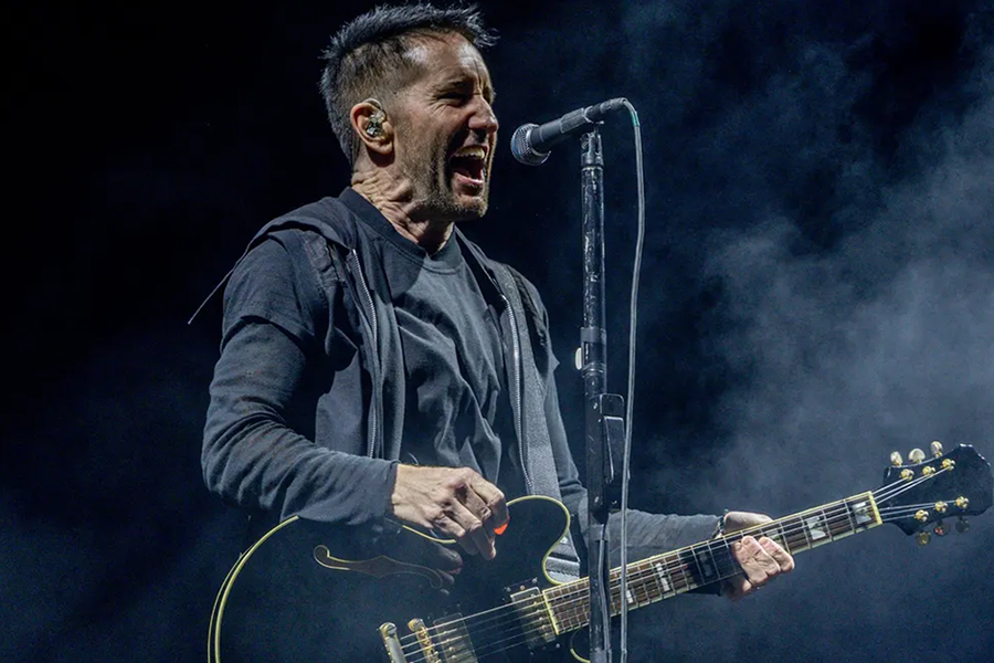 Nine Inch Nails bring a wall of sound, debut 'Tron