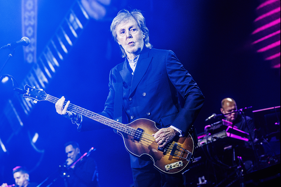 REVIEW: Paul McCartney 'amazing' in first of two Chicago tour closers | RIFF