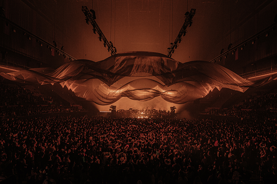 REVIEW: Fred Again.. brings his USB002 tour to San Francisco | RIFF