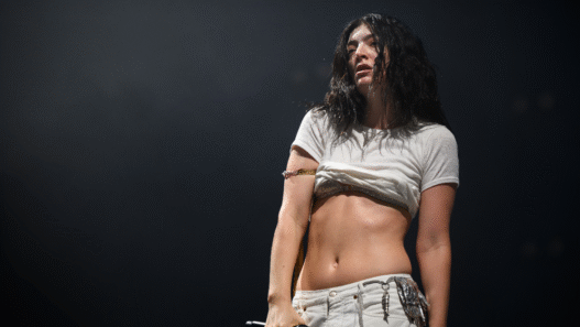 Lily Allen to play Chase Center on fall 2026 arena tour | RIFF